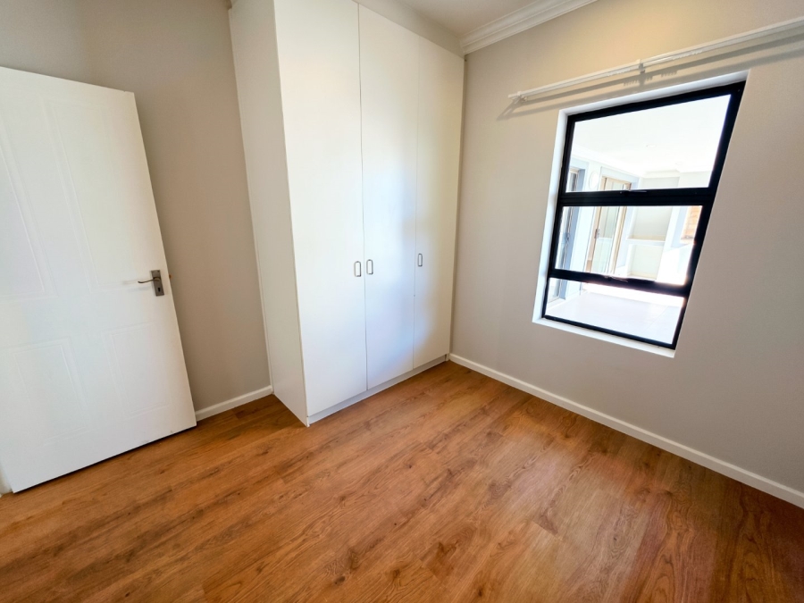 To Let 4 Bedroom Property for Rent in Parklands Western Cape